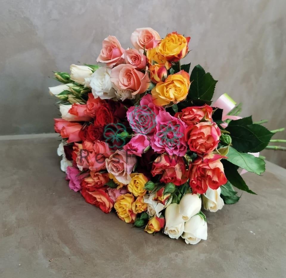 Букет цветов из: Розы в Гончарку