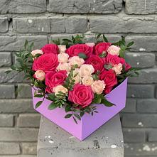 Цветочная композиция из Розы в коробке в Гончарку