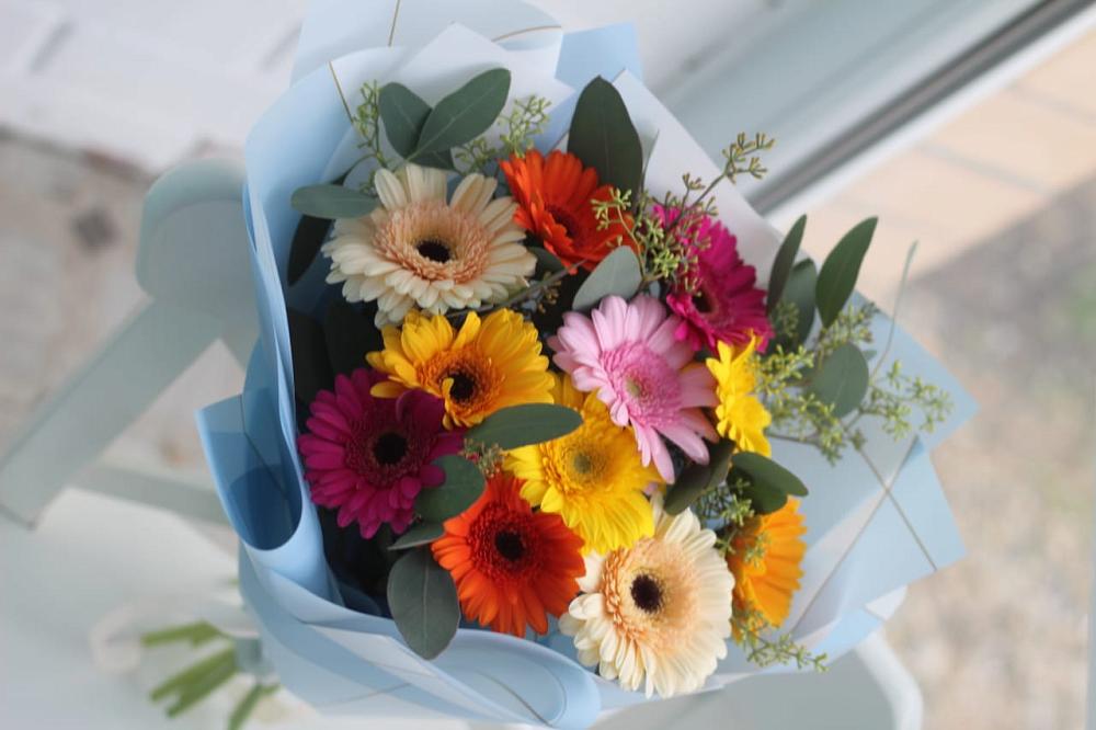 Букет цветов из: Герберы в Гончарку