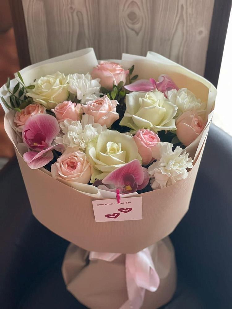 Букет цветов из: Орхидеи, Розы и Гвоздики в Гончарку