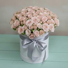 Цветочная композиция из Розы в шляпной коробке в Гончарку