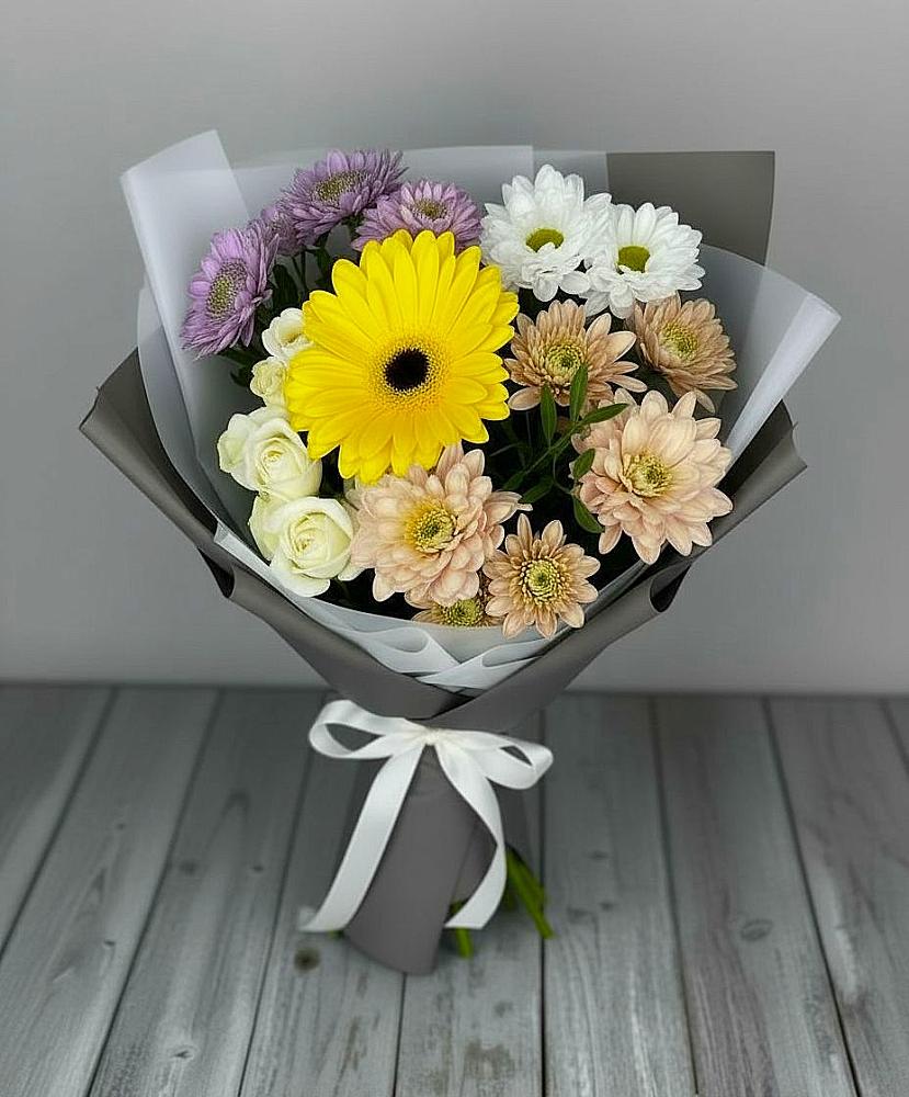 Букет цветов из: Розы, Герберы и Хризантемы в Гончарку