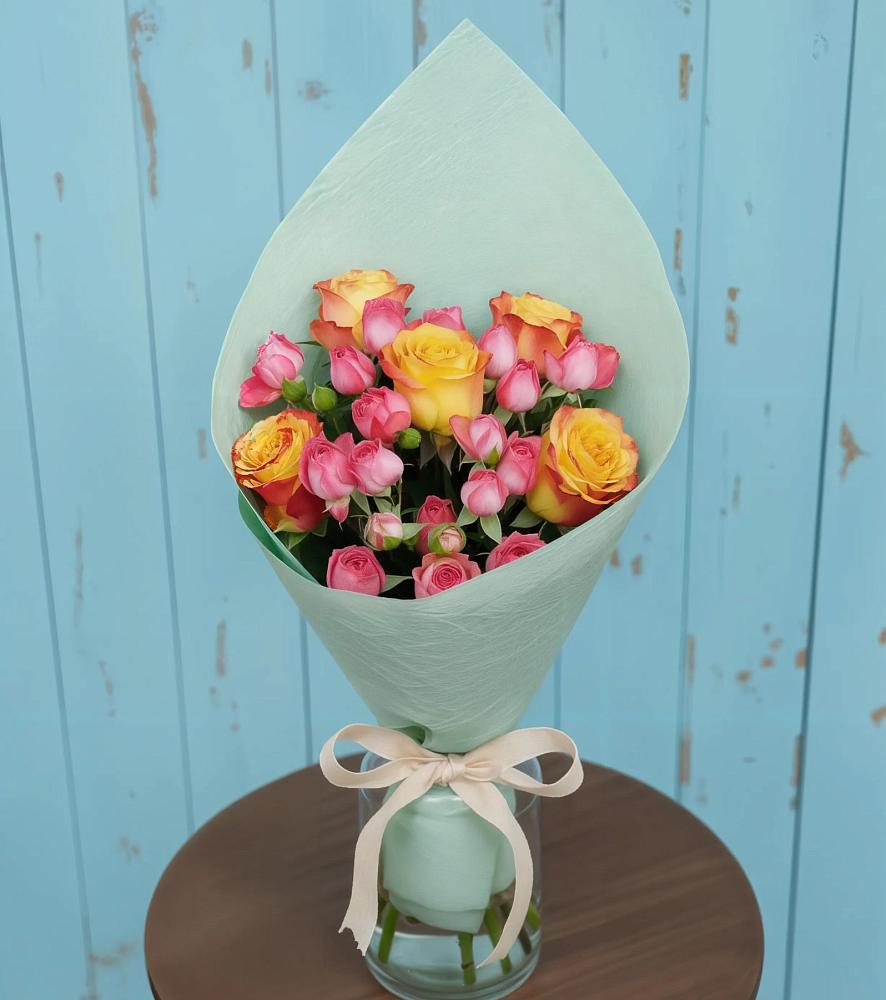 Букет цветов из: Розы в Гончарку