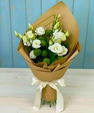 Букет цветов из:  Хризантемы и Лизиантусы в Гончарку