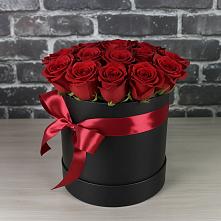 Цветочная композиция из Розы в шляпной коробке в Гончарку