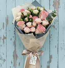 Букет цветов из:  Розы #REPLACE_PRED# Гончарку