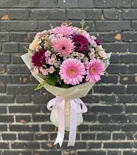 Букет цветов из:  Герберы и Хризантемы в Гончарку