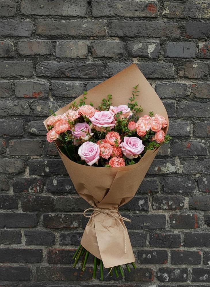 Букет цветов из: Розы в Гончарку