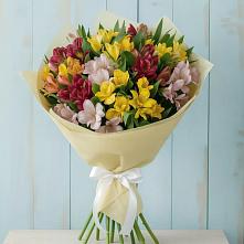 Букет цветов из:  Альстромерии в Гончарку