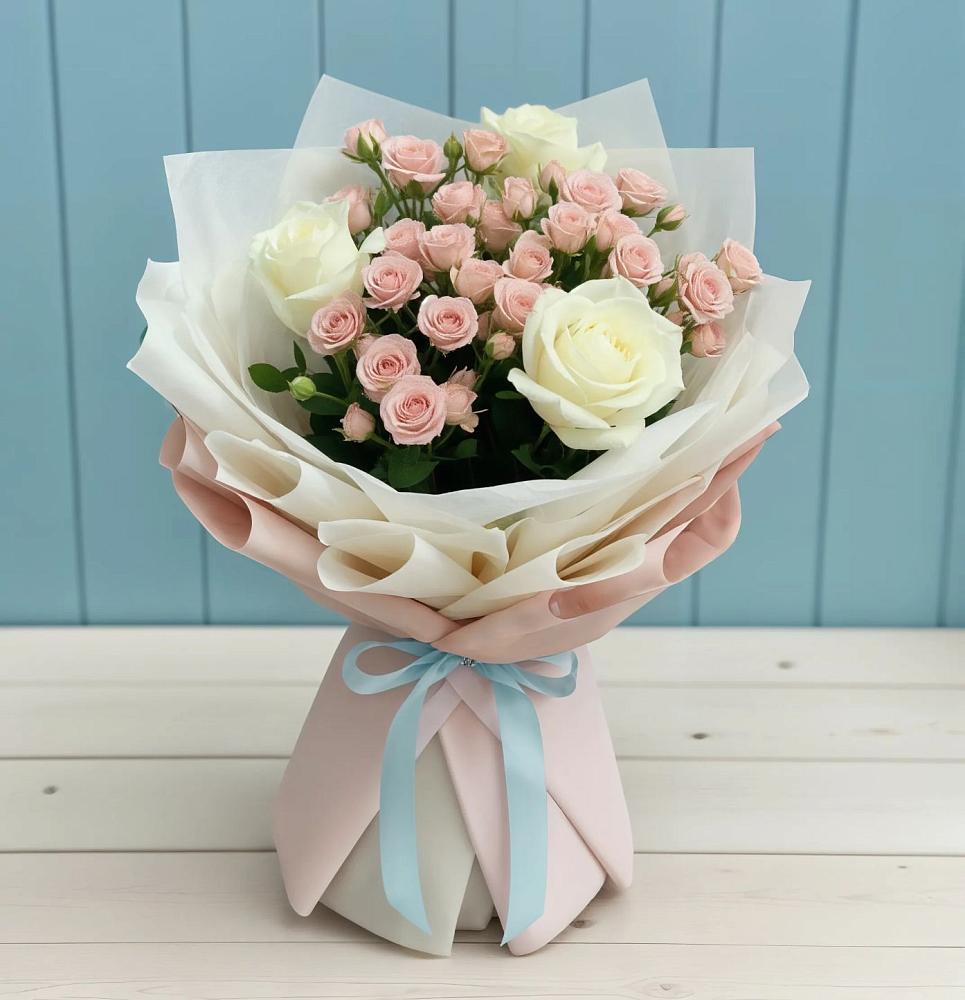 Букет цветов из: Розы в Гончарку