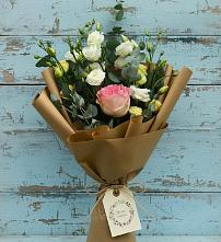 Букет цветов из:  Розы и Лизиантусы #REPLACE_PRED# Гончарку