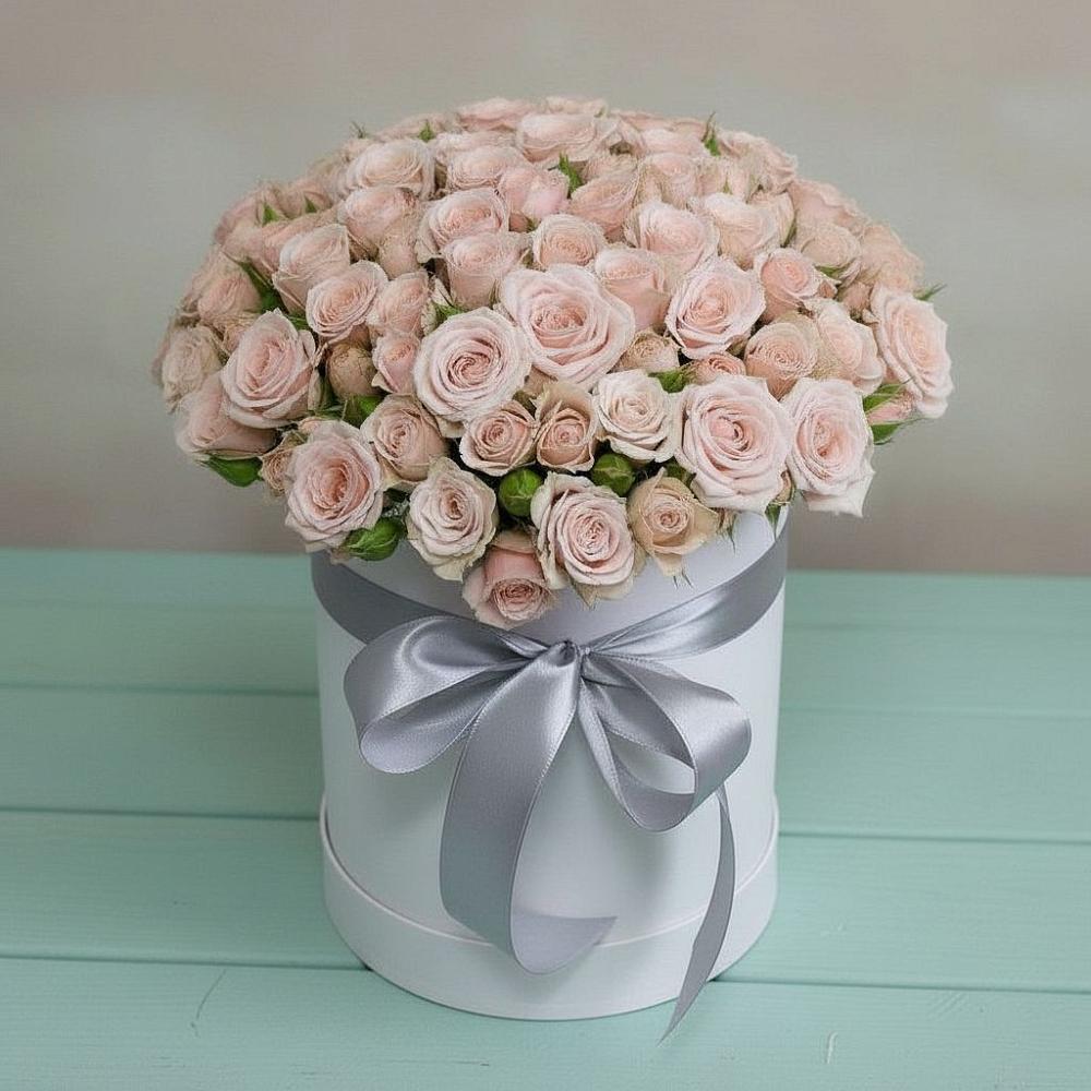 Цветочная композиция из Розы в шляпной коробке в Гончарку